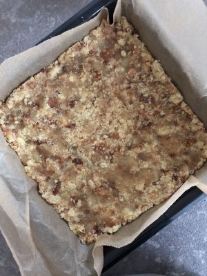 cake crumble