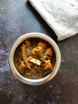 Simple Instant Pot Chicken Spinach Curry
